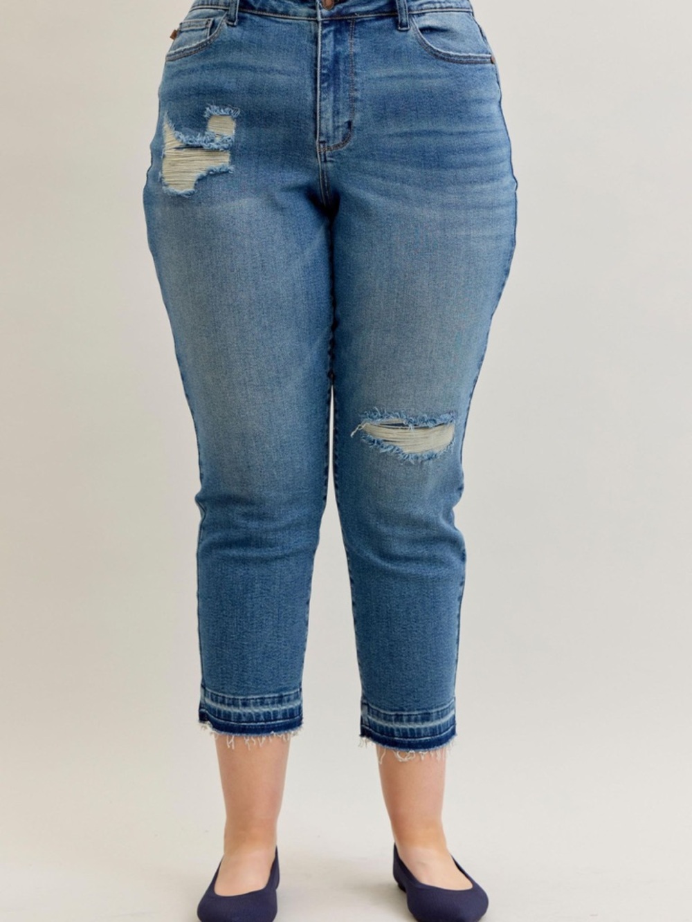 Judy Blue MR BF Patch & Repair Destroy Release Hem - Picture 8 of 10
